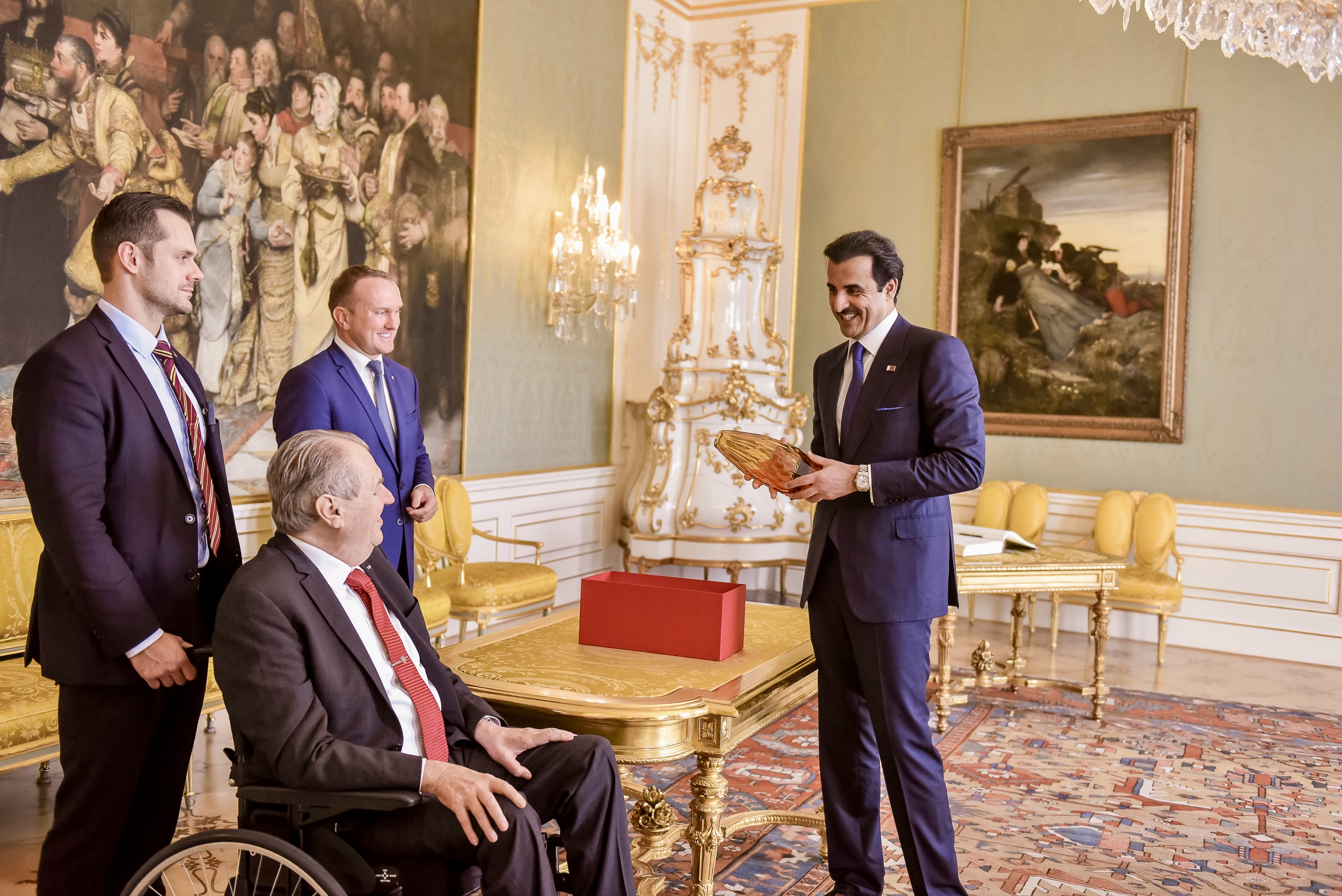 J. V. Tamim bin Hamad bin Khalifa Al Thani, emír Státu Katar během státní návštěvy, Pražský hrad, říjen 2022